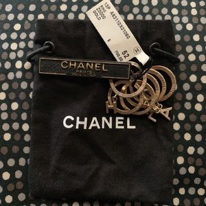 ✨CHANEL GOLD LOGO CHARM RING SET missing letter!!!